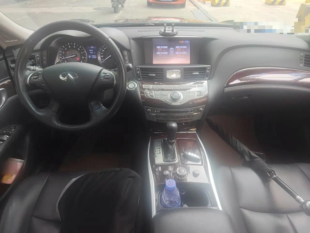 Infiniti Q70 2017 Q70L 2.5L Enjoyment Edition — миниатюра 18