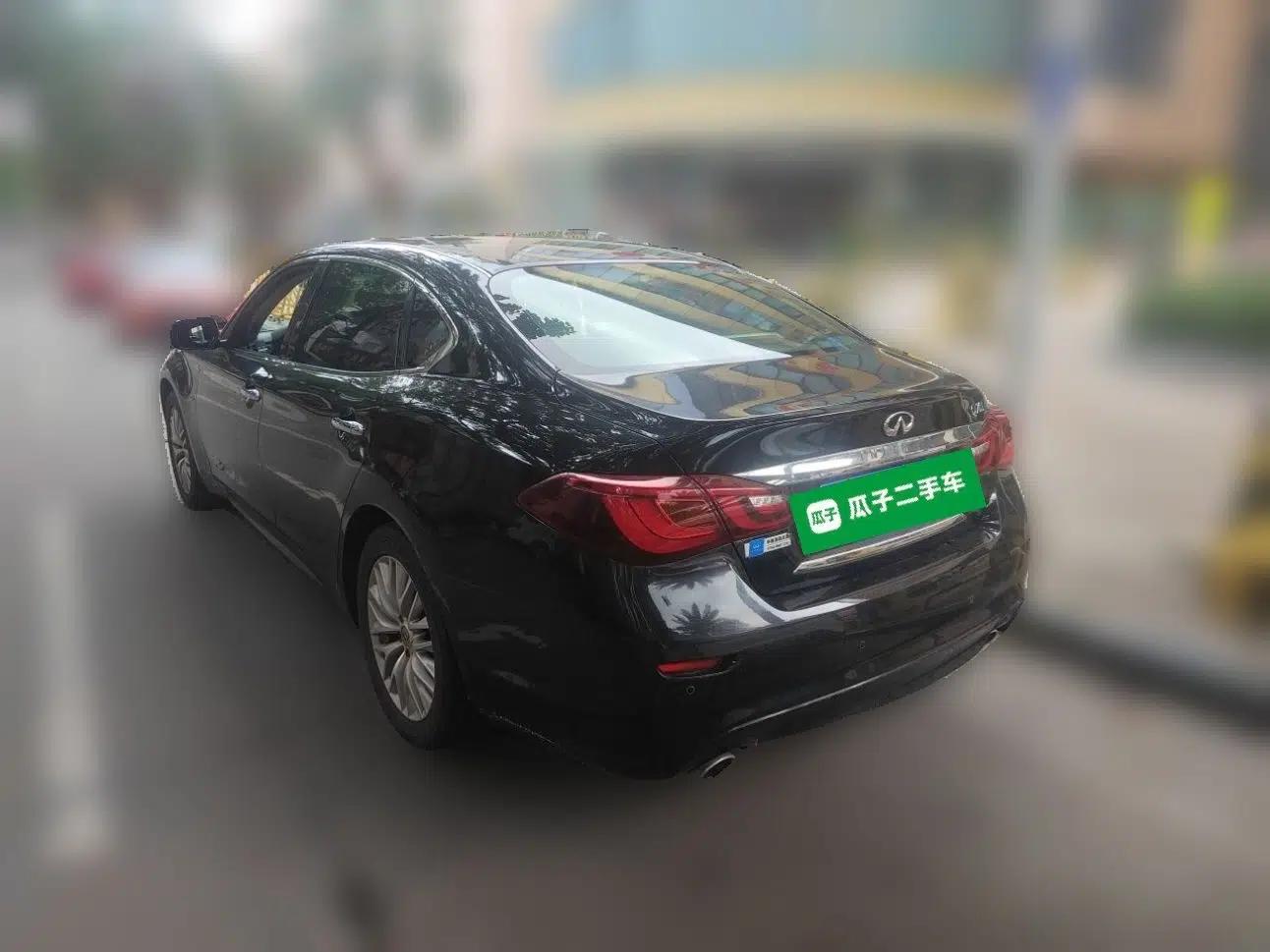 Infiniti Q70 2017 Q70L 2.5L Enjoyment Edition — миниатюра 4
