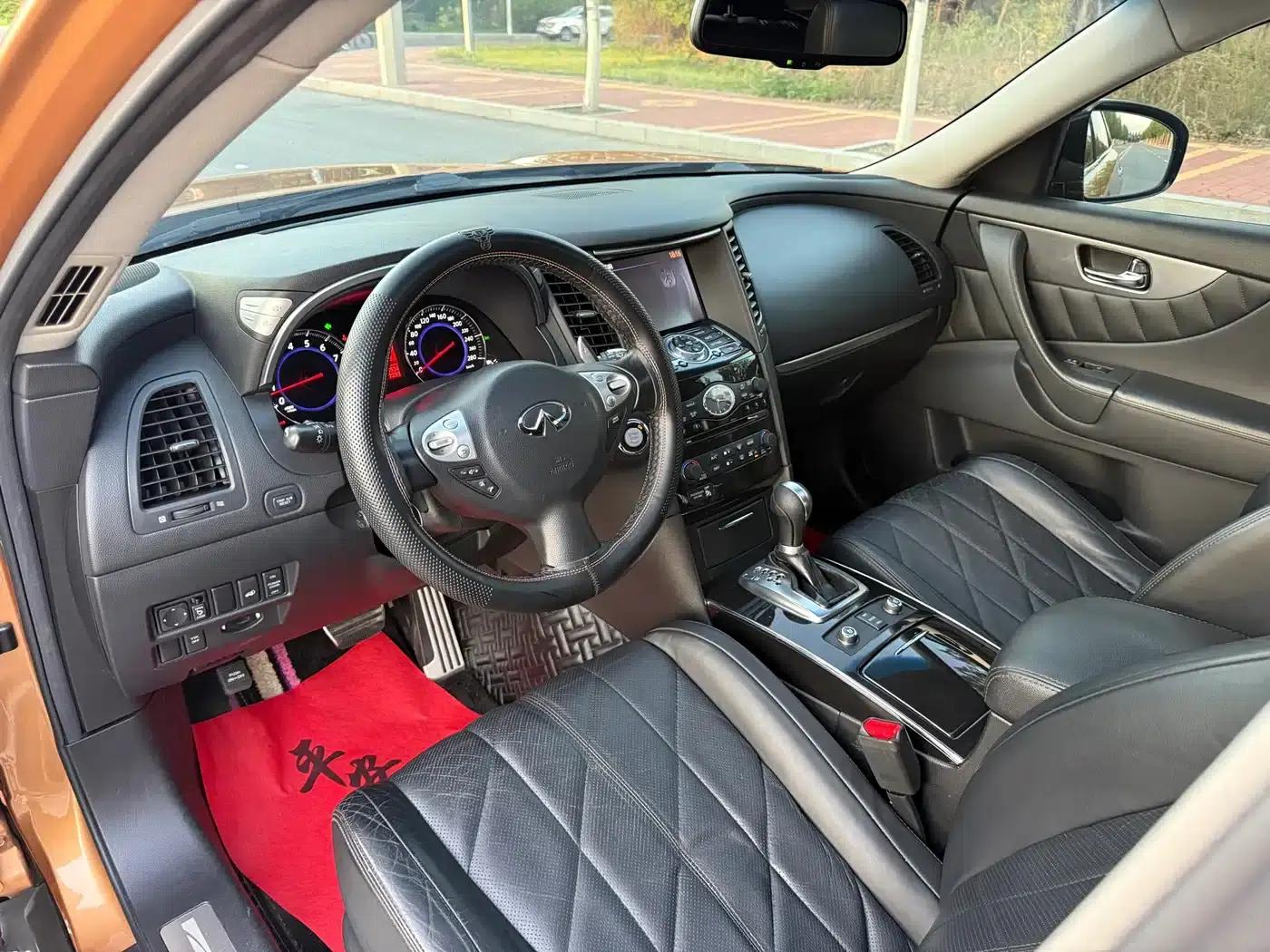 Infiniti FX 2010 FX50 Ultimate Edition — миниатюра 10