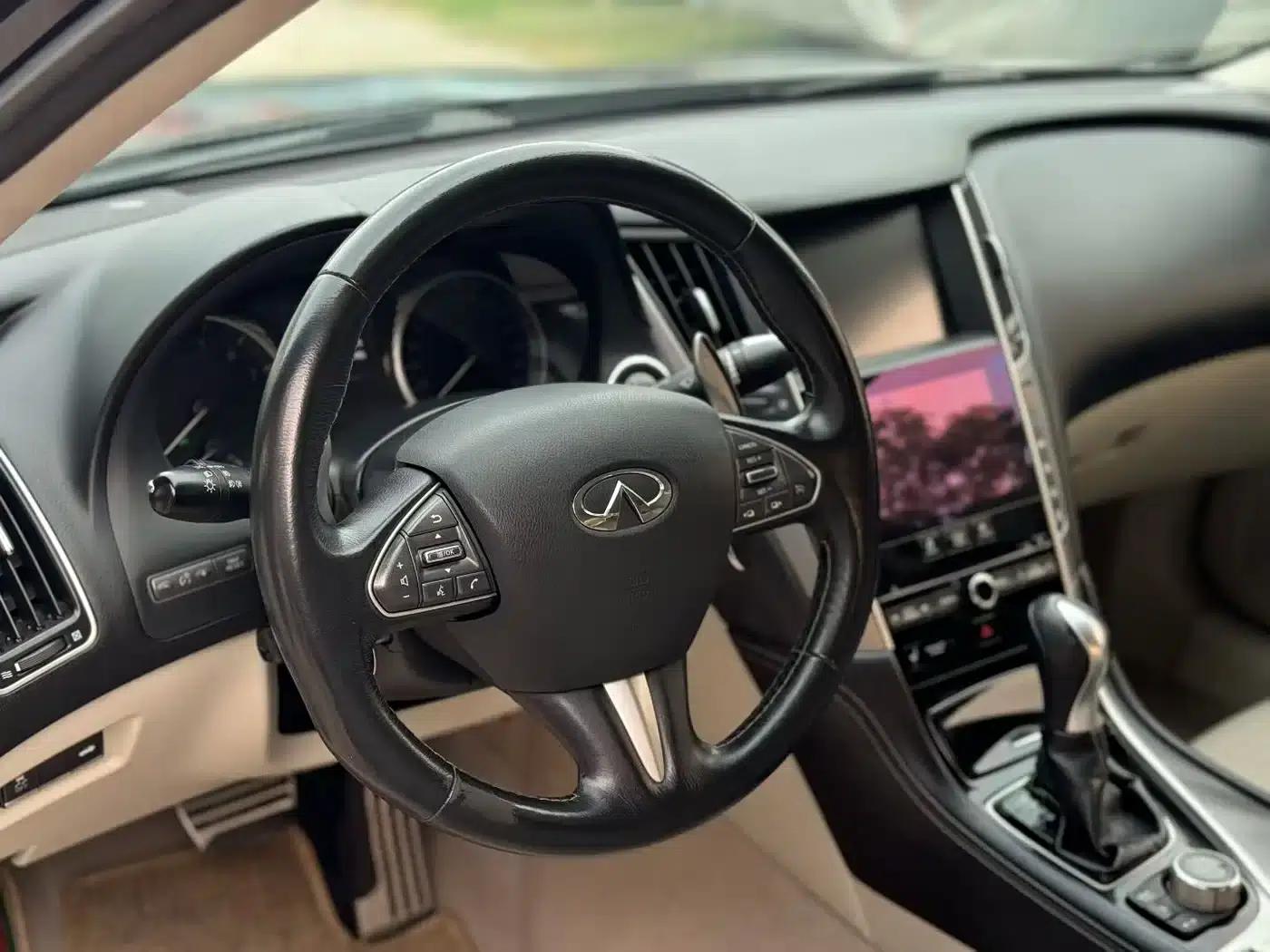 Infiniti Q50 2014 3.7L Luxury Sport Edition — миниатюра 7