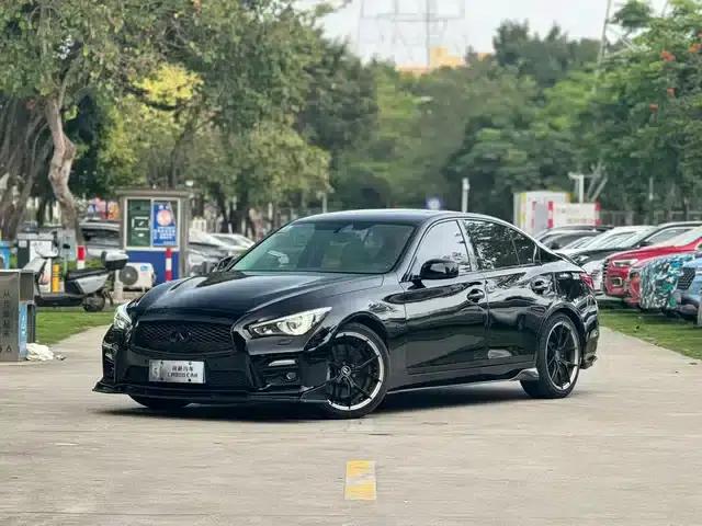 Infiniti Q50 2014 3.7L Luxury Sport Edition