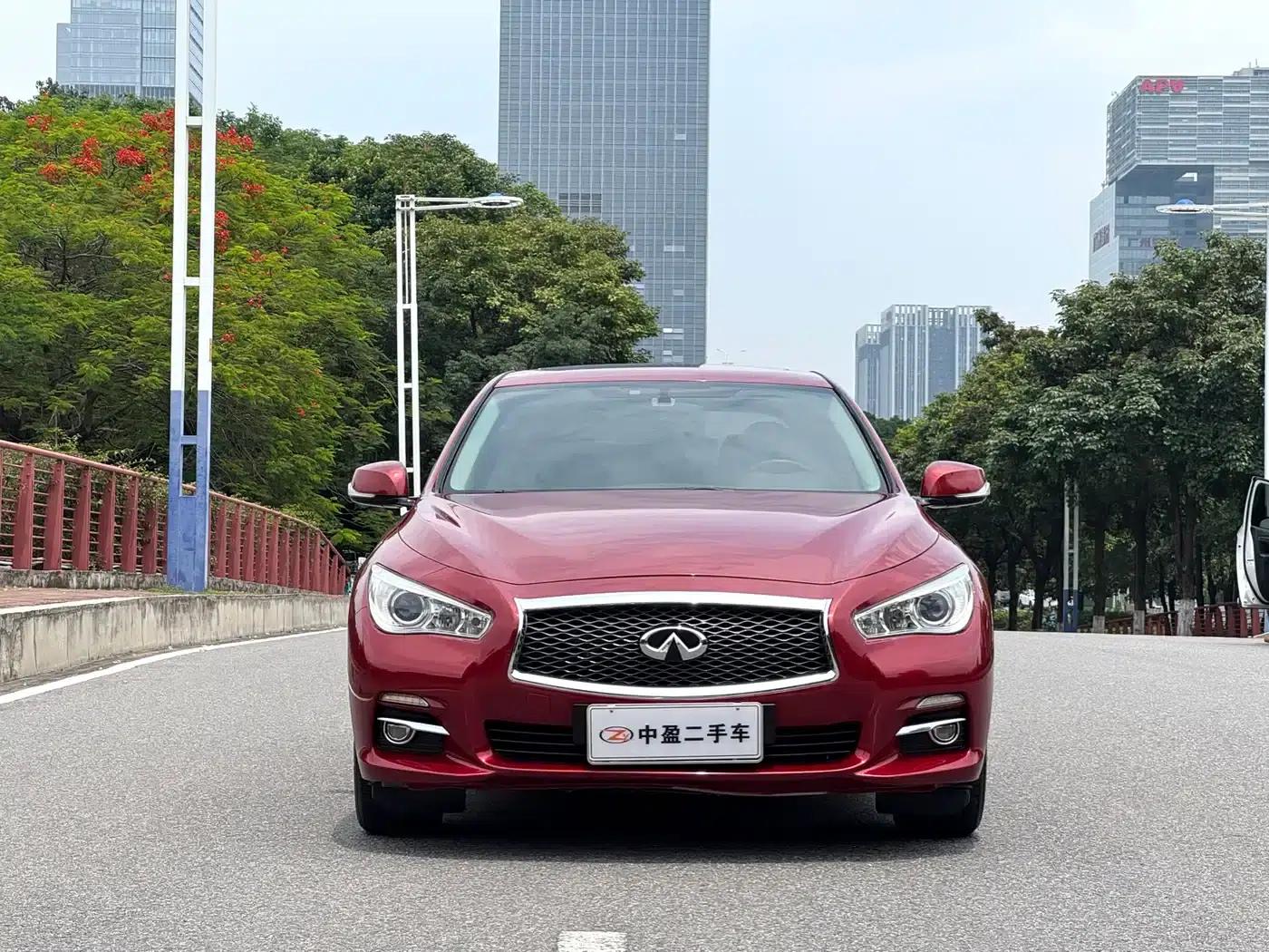 Infiniti Q50 2014 2.0T Comfort Edition — миниатюра 2
