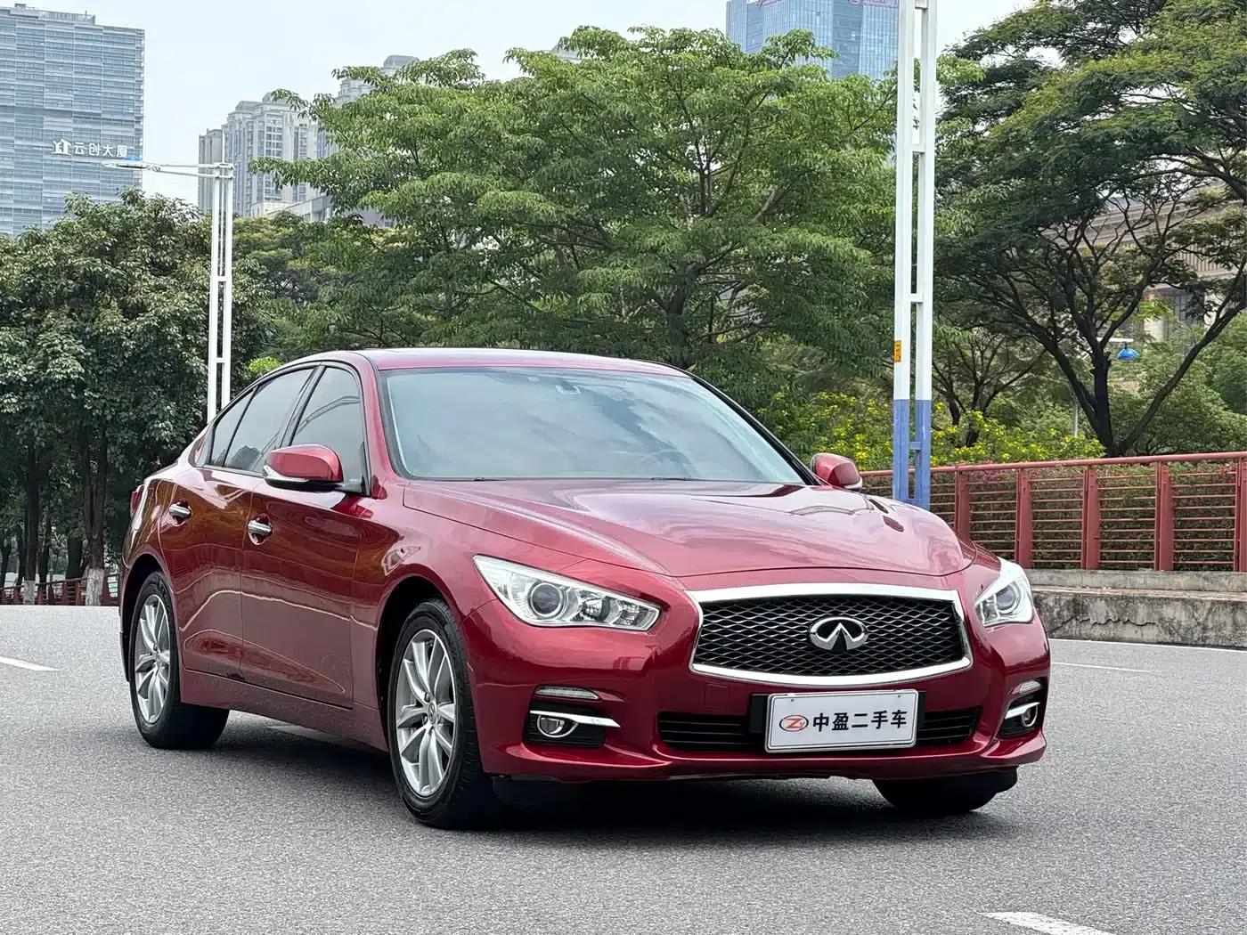 Infiniti Q50 2014 2.0T Comfort Edition — миниатюра 3