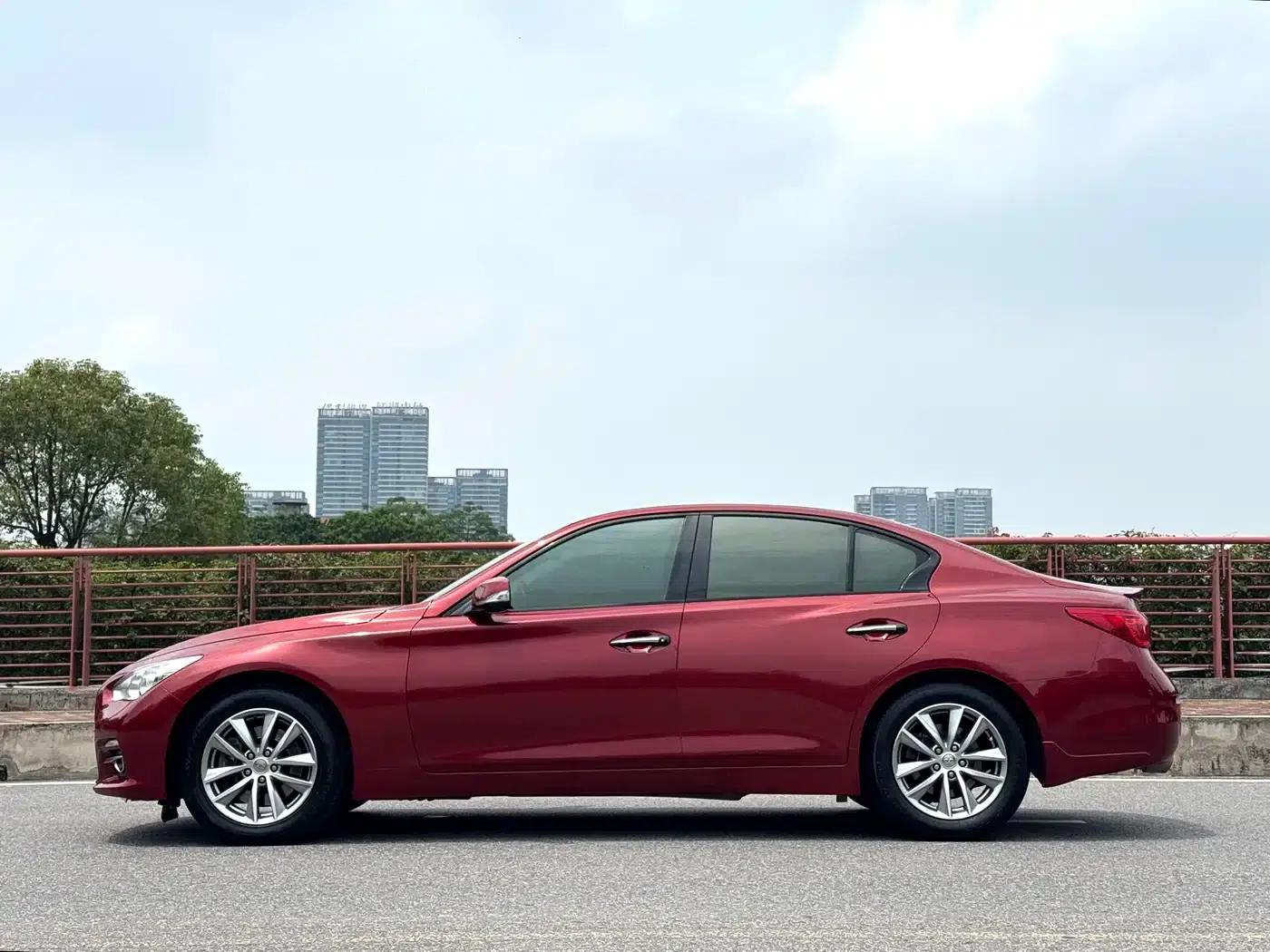 Infiniti Q50 2014 2.0T Comfort Edition — миниатюра 4