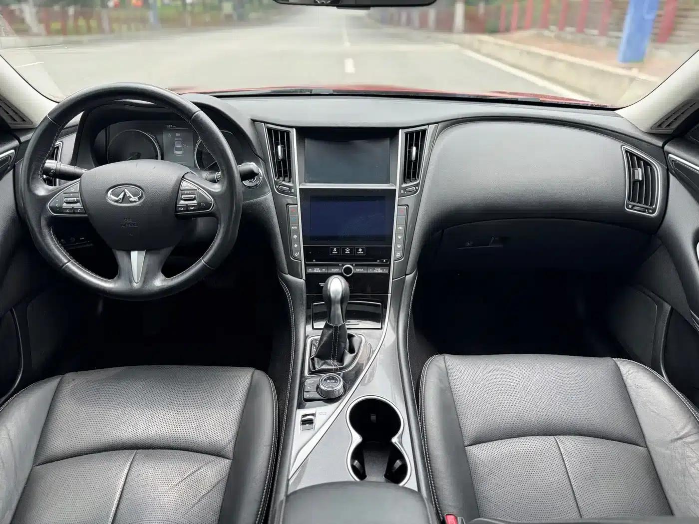 Infiniti Q50 2014 2.0T Comfort Edition — миниатюра 9