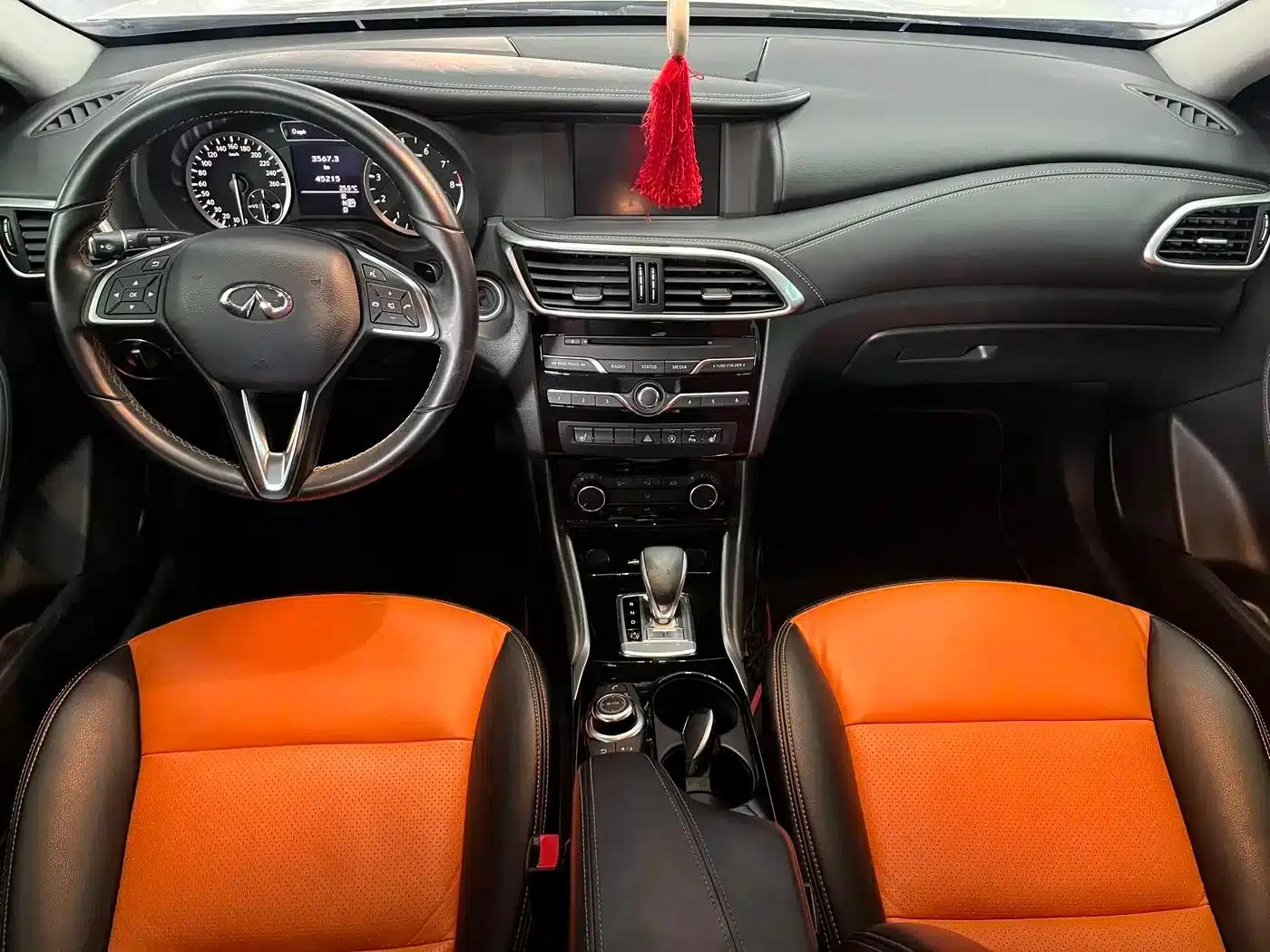 Infiniti QX30 2017 1.6T 2WD Fashion Edition — миниатюра 15