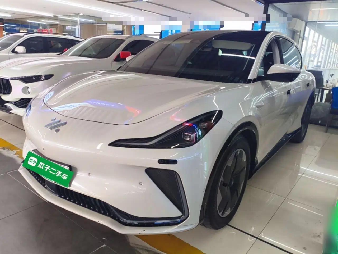 IM LS7 2023 90 kWh Elite Rear-Drive Version — миниатюра 1