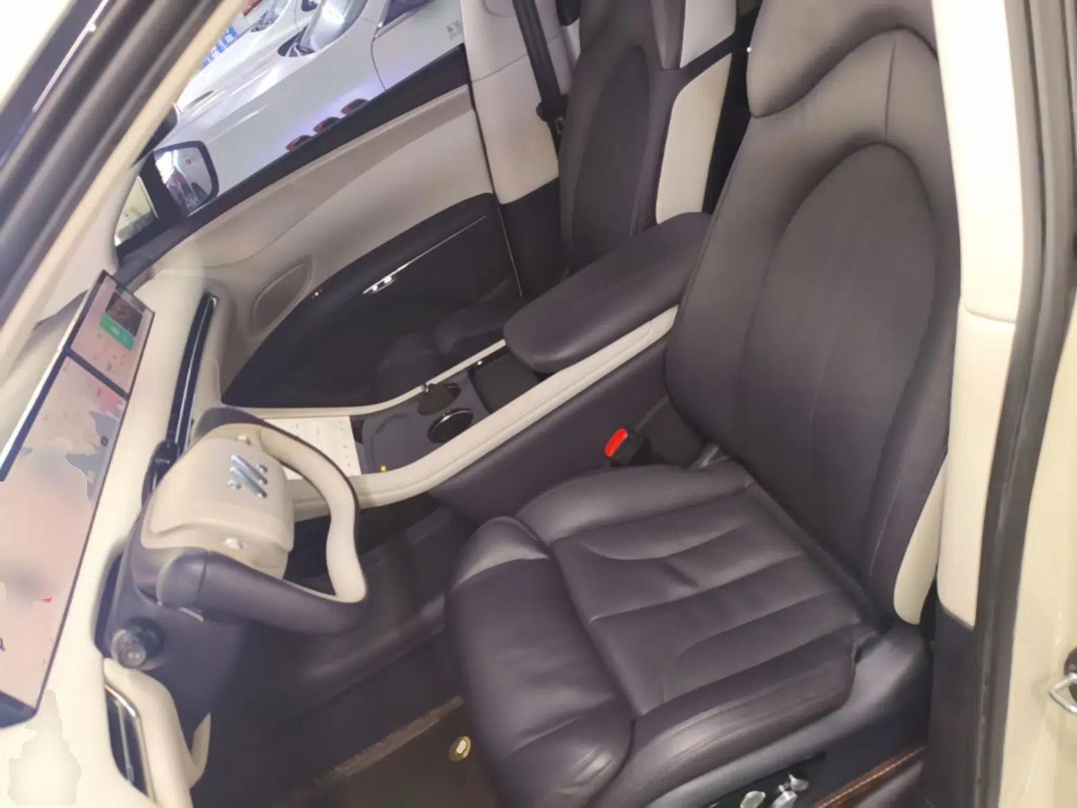 IM LS7 2023 90 kWh Elite Rear-Drive Version — миниатюра 18