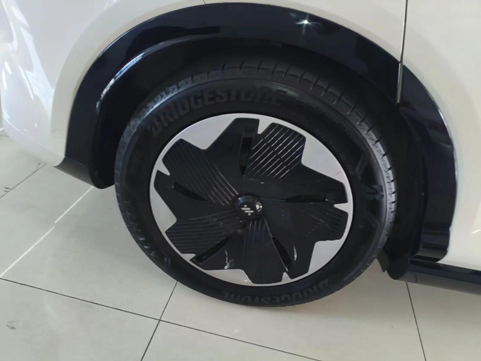 IM LS7 2023 90 kWh Elite Rear-Drive Version — миниатюра 10