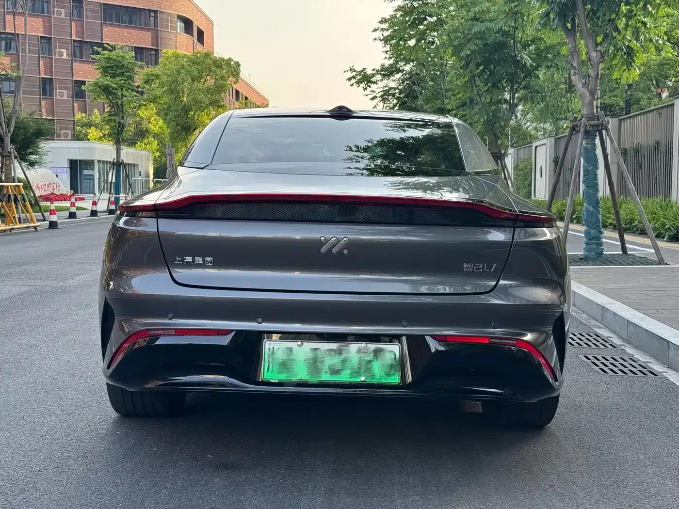 Zhiji L7 2024 MAX Ultra-Long Range Edition — миниатюра 7