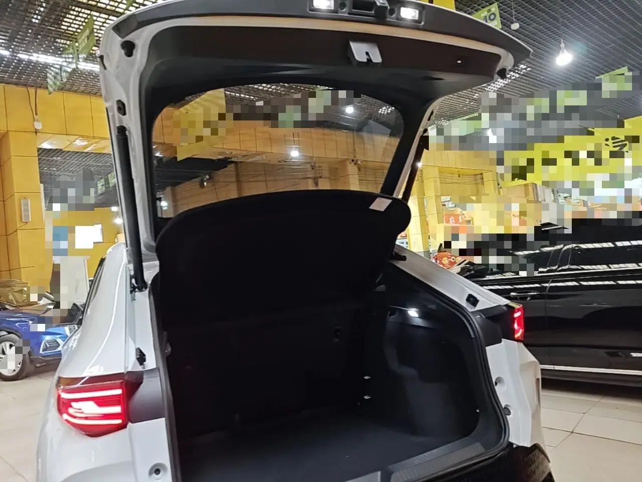 Volkswagen ID.UNYX 2024 Revised Pro Long-Range Version — миниатюра 22