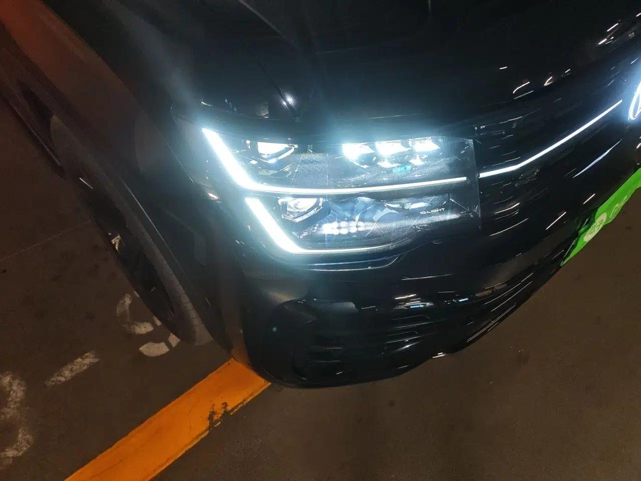 Volkswagen Teramont X 2024 380TSI Four-Wheel Drive Longxiang Edition — миниатюра 7