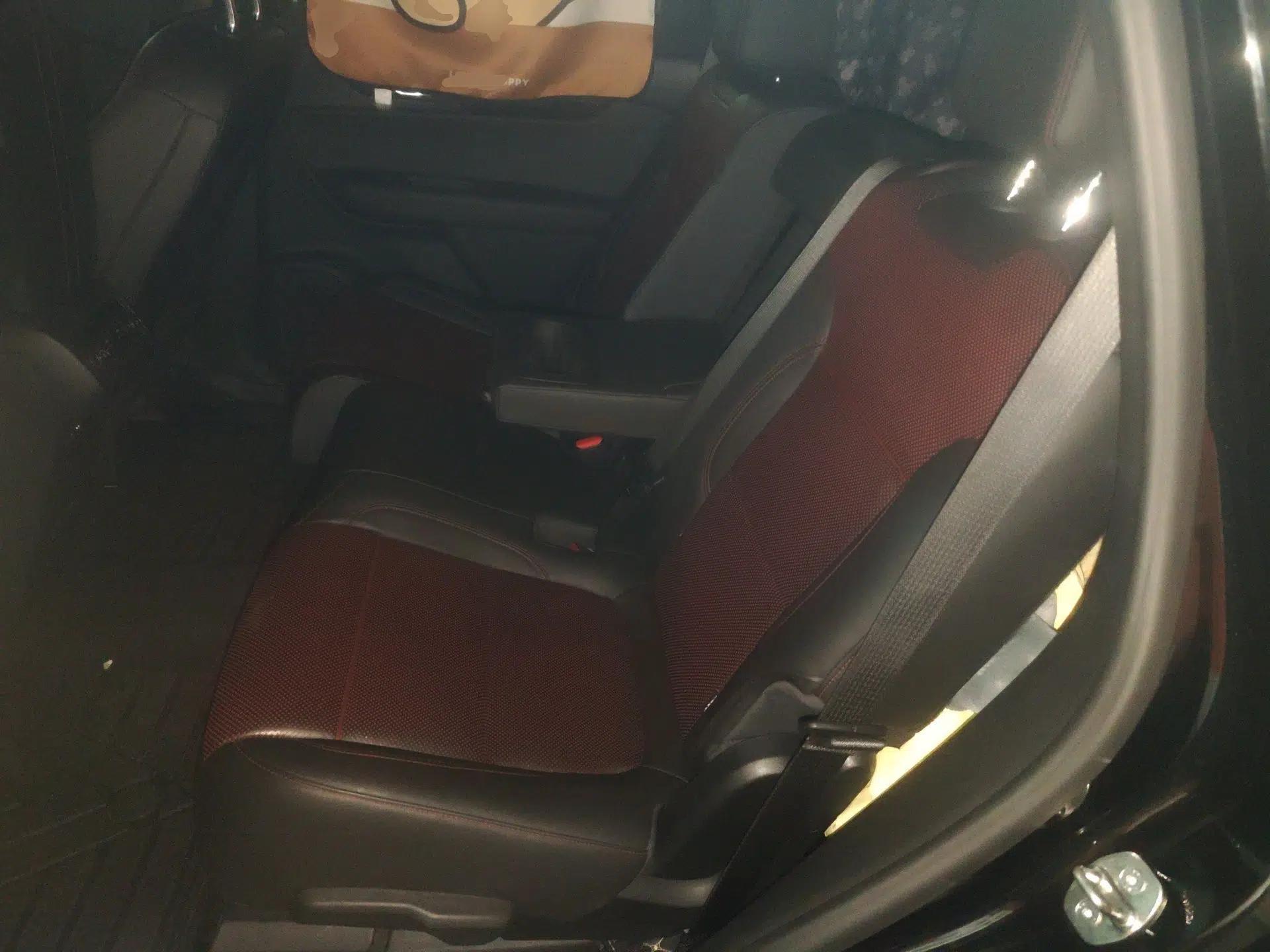 Chevrolet Blazer 2020 RS 650T 4x4 7-Seater Hardcore Edition — миниатюра 18