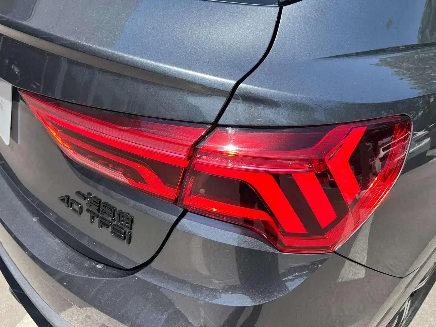 Audi Q3 Sportback 2023 40 TFSI Fashion Edition — миниатюра 12
