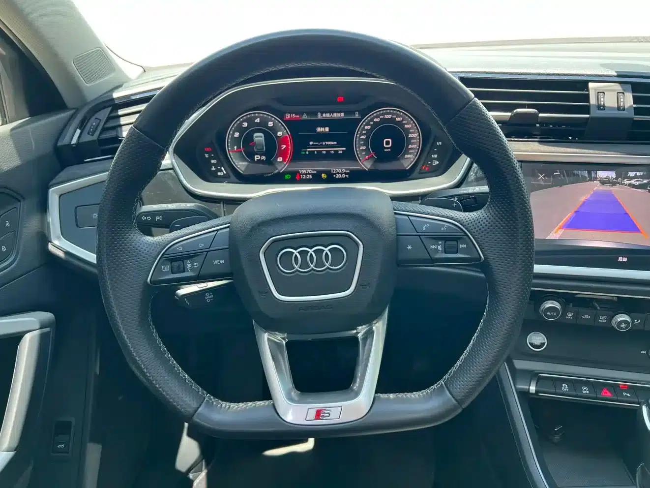 Audi Q3 Sportback 2023 40 TFSI Fashion Edition — миниатюра 7