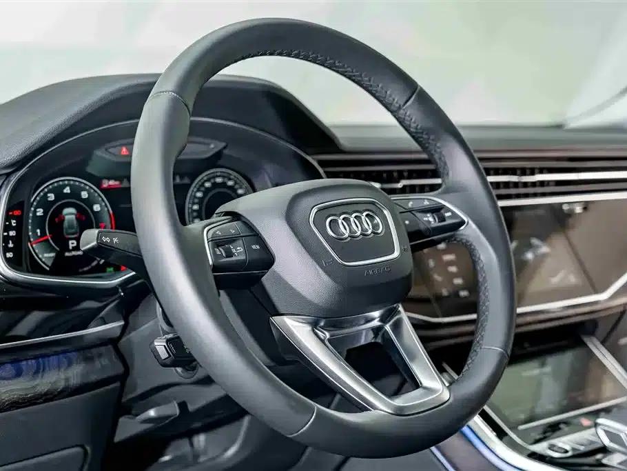 Audi Q8 2021 55 TFSI Luxury Dynamic — миниатюра 11