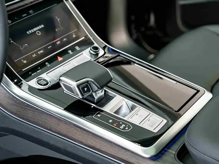 Audi Q8 2021 55 TFSI Luxury Dynamic — миниатюра 12