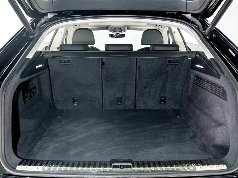 Audi Q8 2021 55 TFSI Luxury Dynamic — миниатюра 24