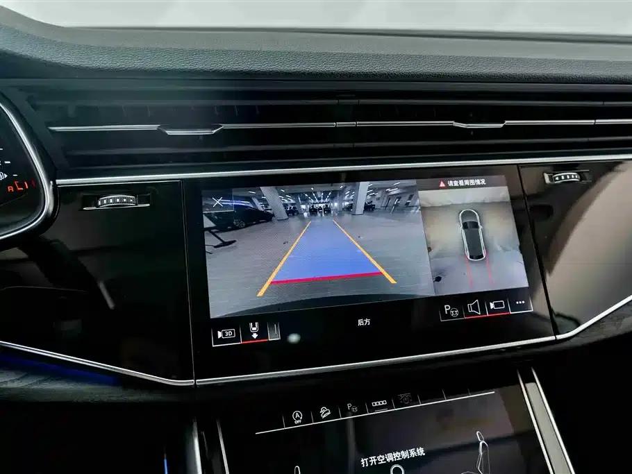 Audi Q8 2021 55 TFSI Luxury Dynamic — миниатюра 9