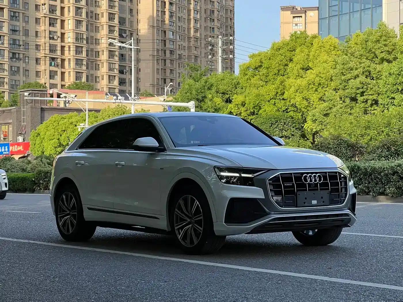 Audi Q8 2019 45 TFSI Dynamic Edition — миниатюра 3
