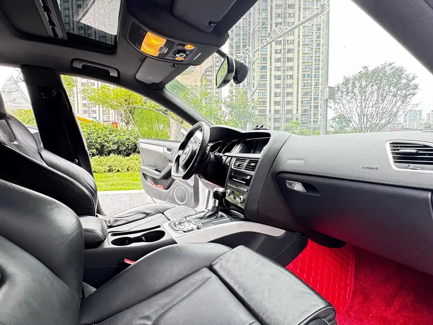 2012 Audi S5 3.0T Sportback — миниатюра 17