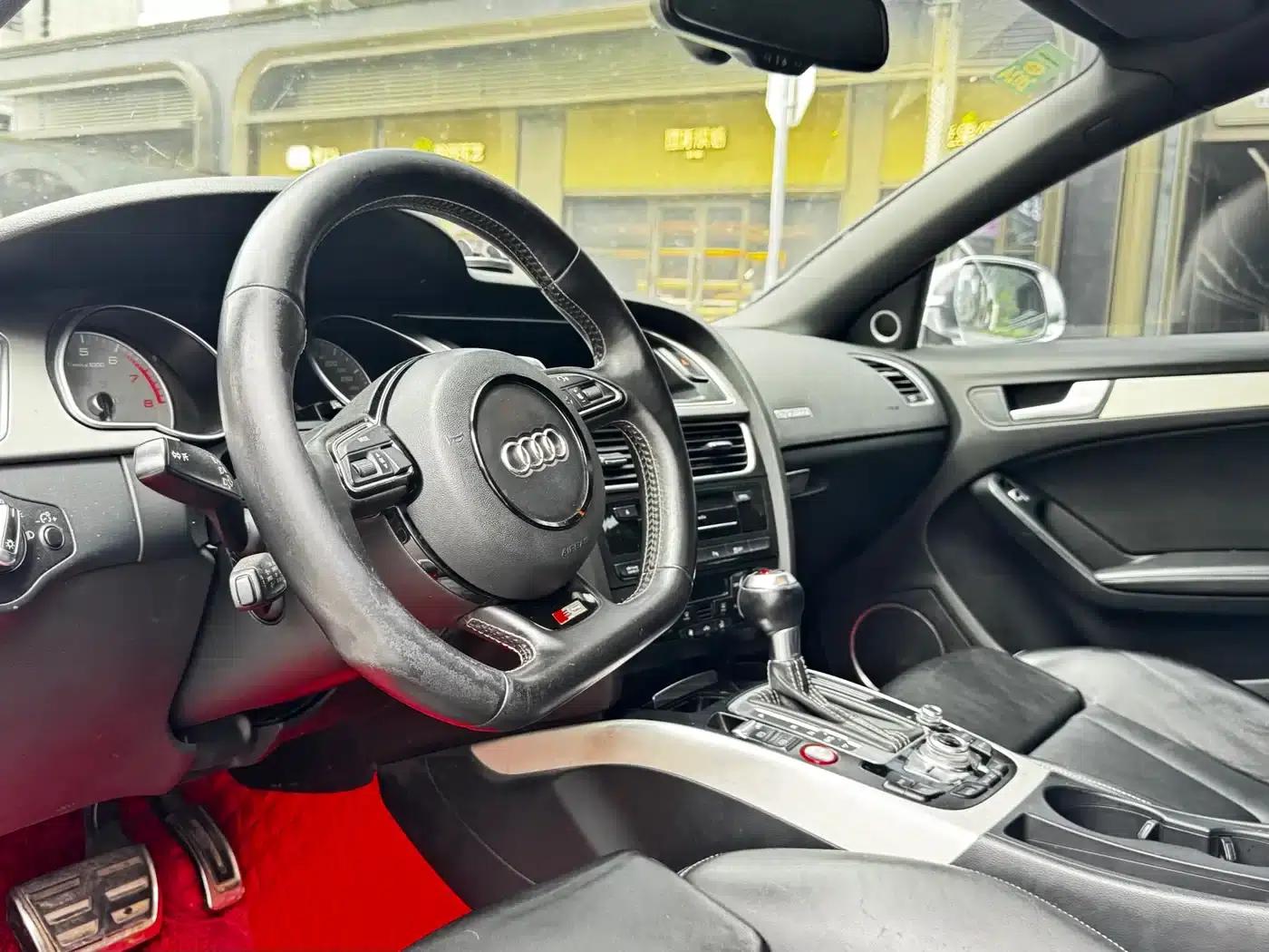 2012 Audi S5 3.0T Sportback — миниатюра 5