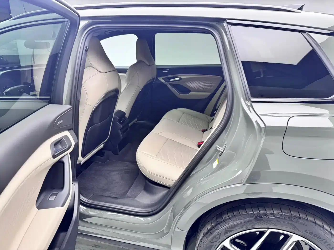 Audi Q6L e-tron 2026 First Edition — миниатюра 8