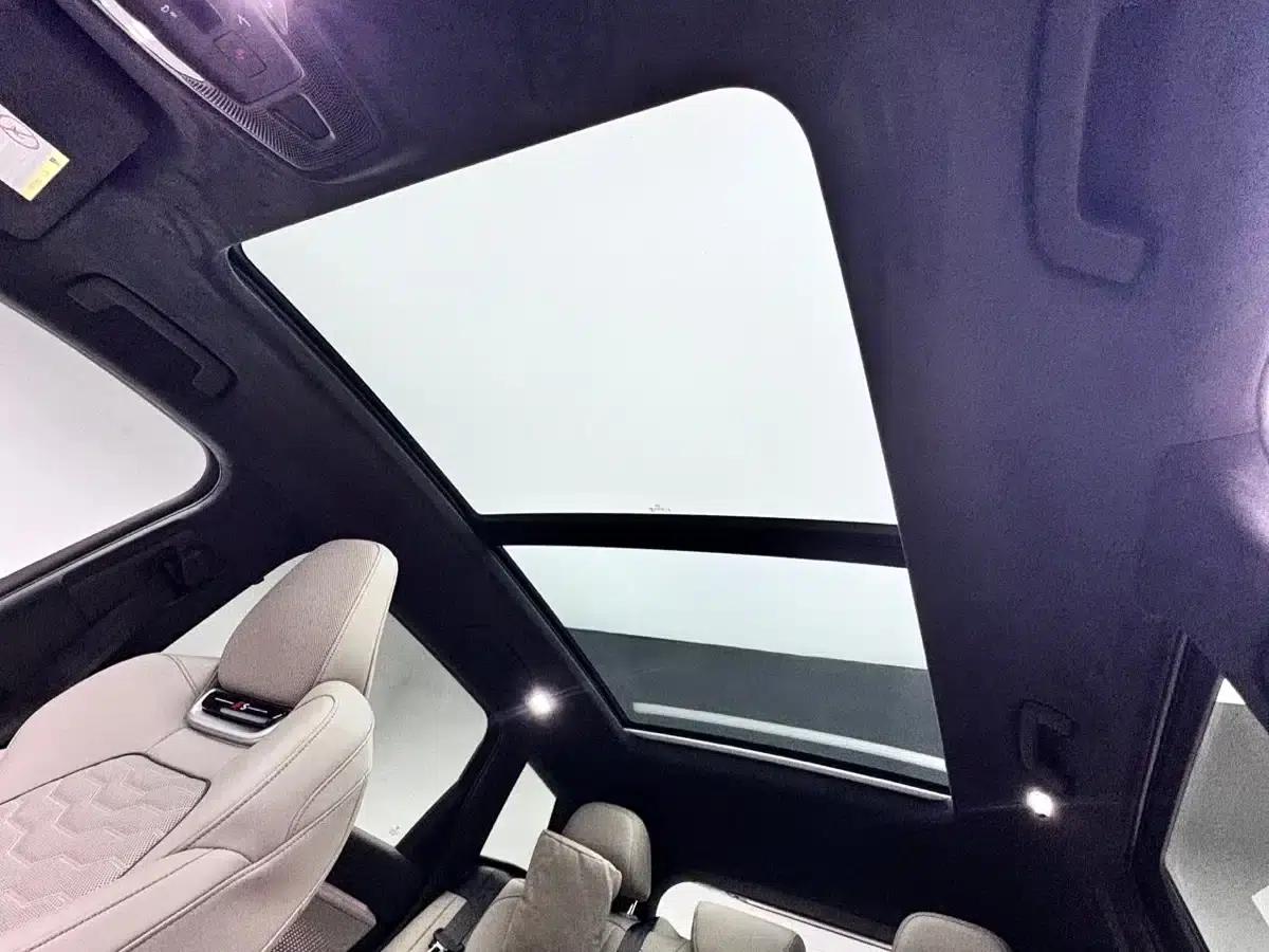 Audi Q6L e-tron 2026 First Edition — миниатюра 10