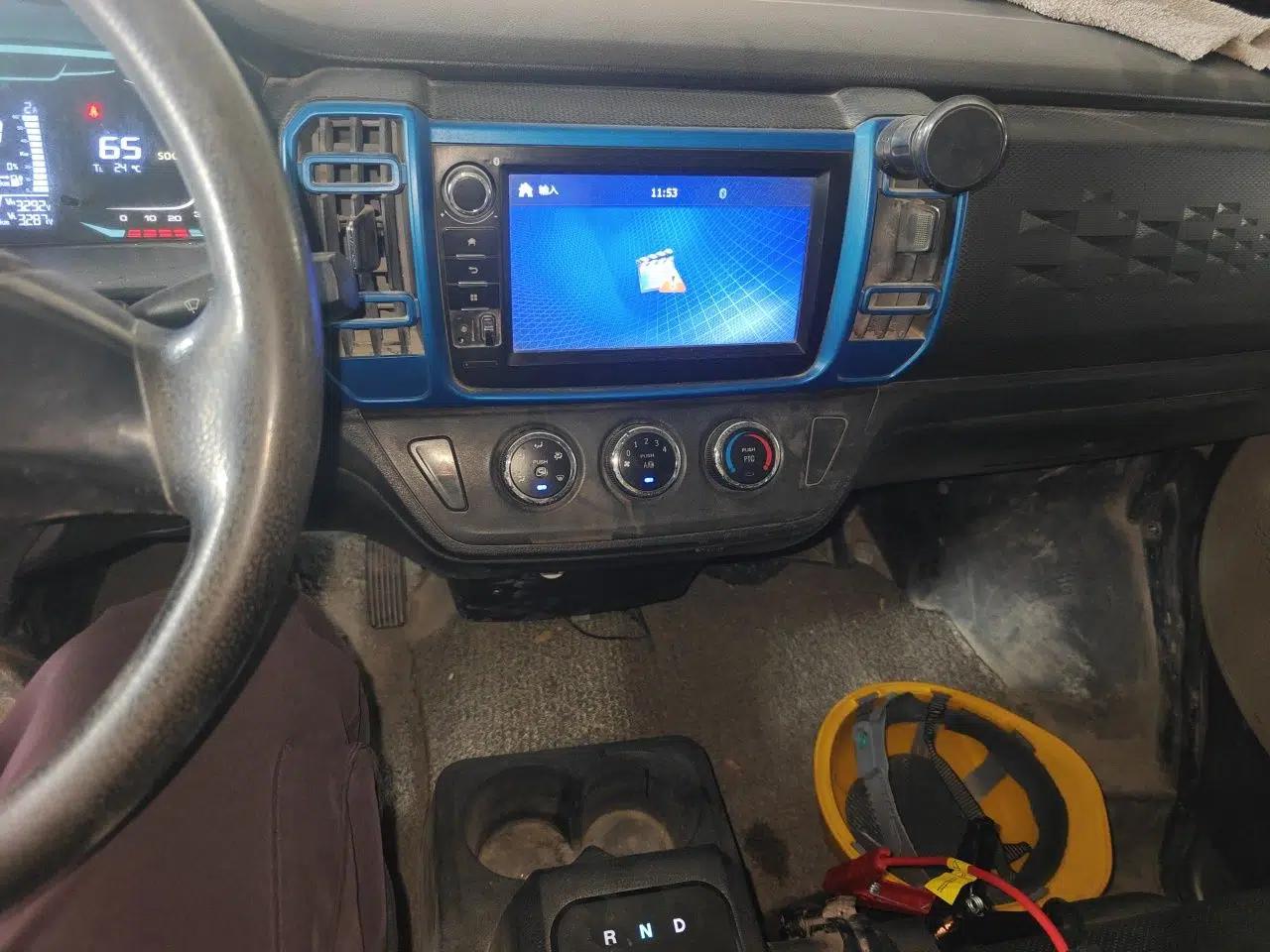 Ruichi EC35 2022 EC35 III Standard Edition 38.7 kWh — миниатюра 14