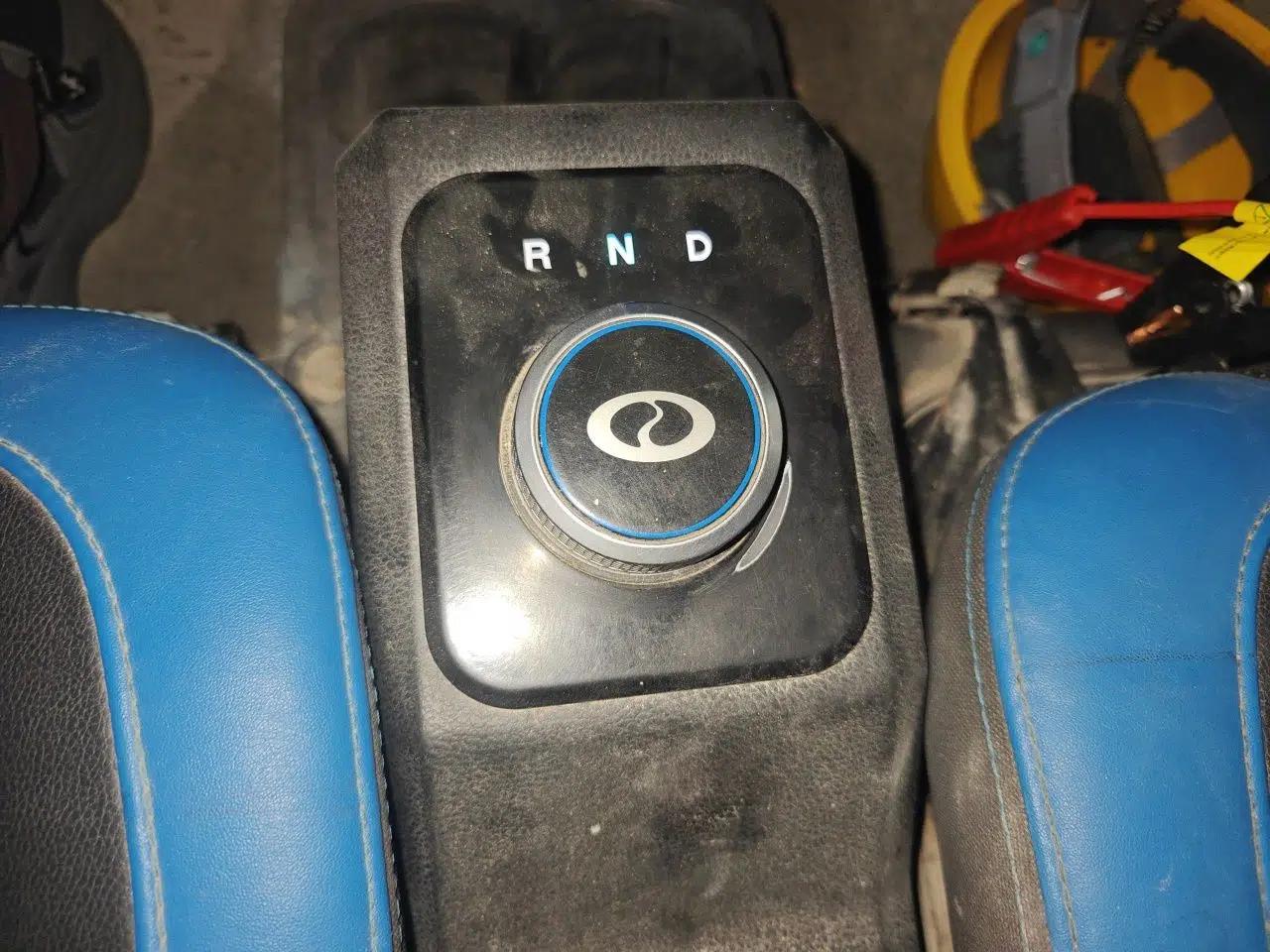 Ruichi EC35 2022 EC35 III Standard Edition 38.7 kWh — миниатюра 15