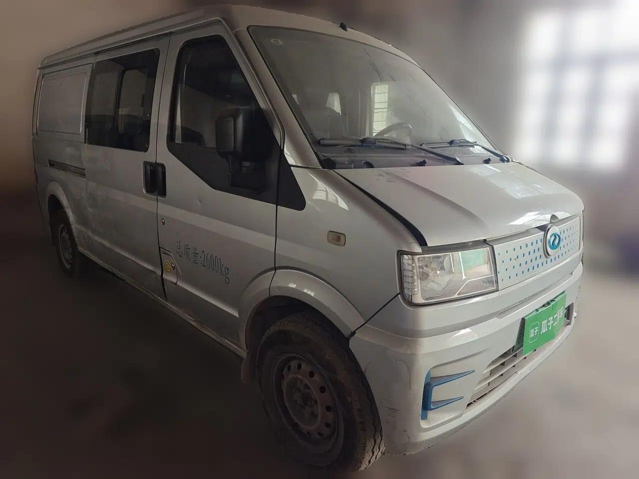 Ruichi EC35 2022 EC35 III Standard Edition 38.7 kWh — миниатюра 3