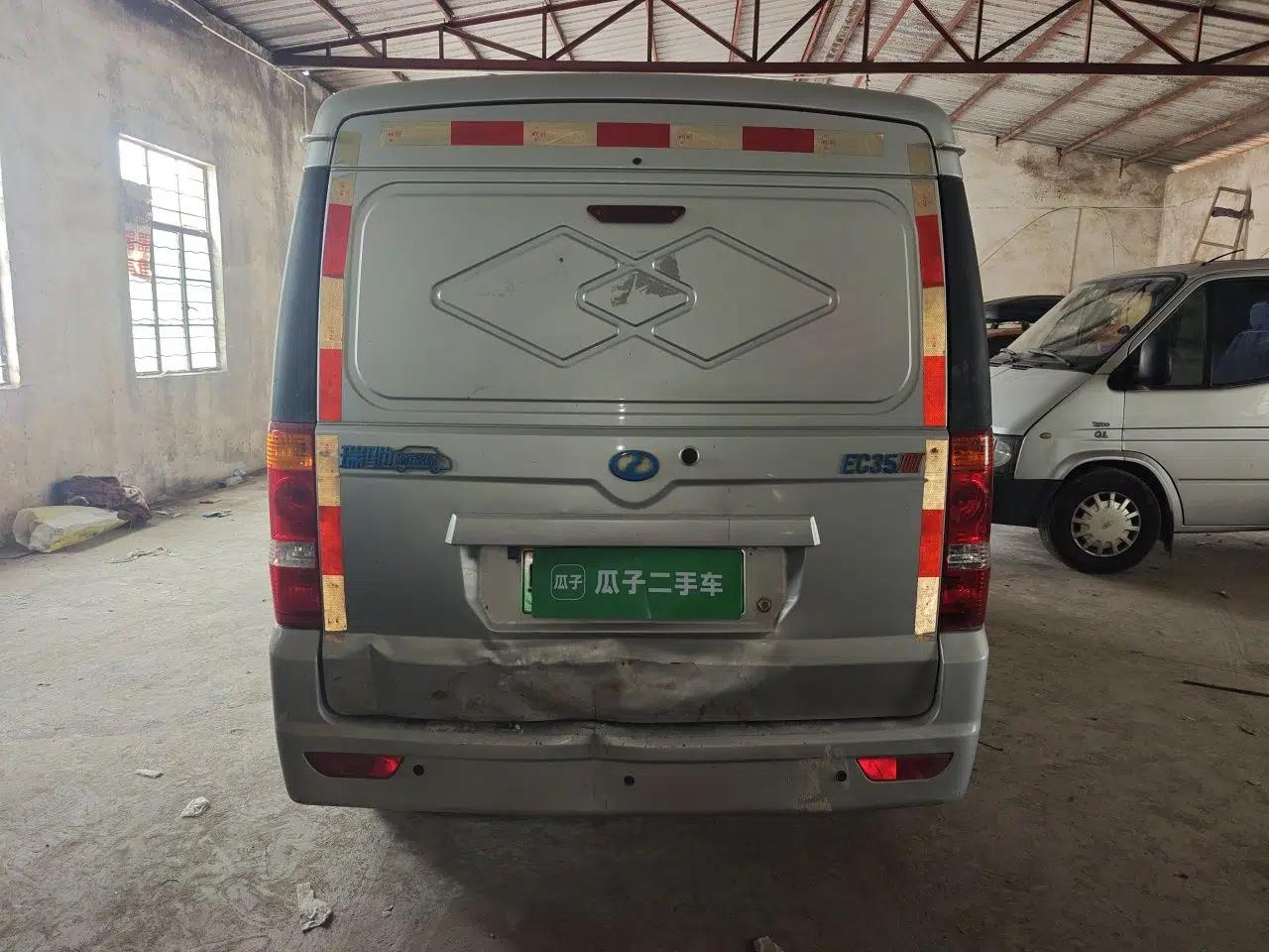 Ruichi EC35 2022 EC35 III Standard Edition 38.7 kWh — миниатюра 5