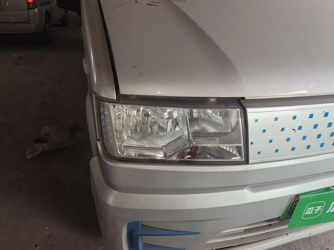 Ruichi EC35 2022 EC35 III Standard Edition 38.7 kWh — миниатюра 7