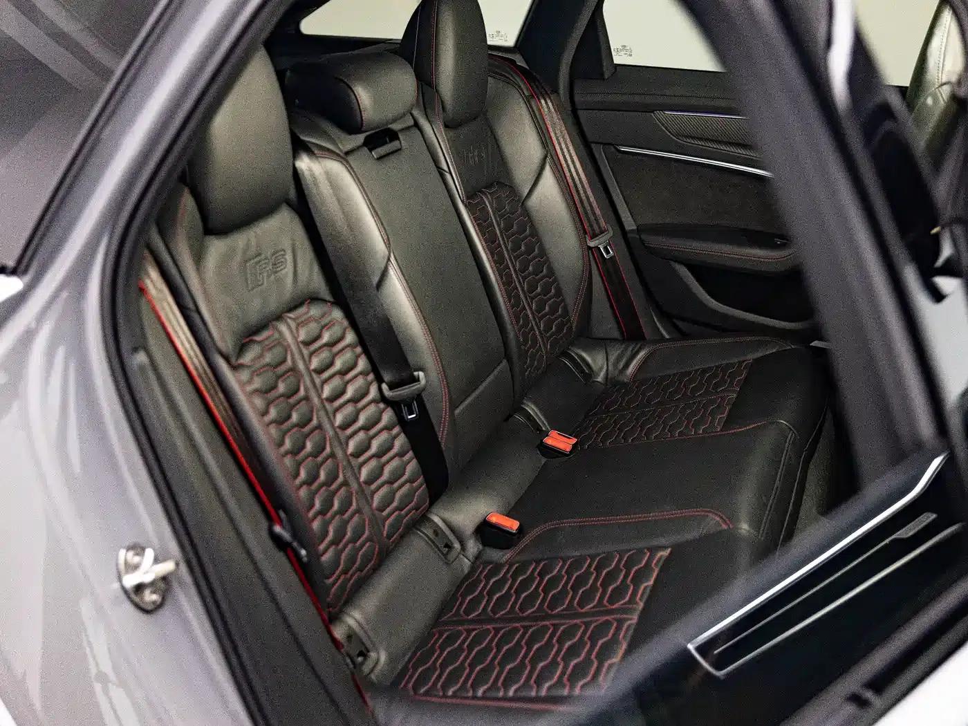 2021 Audi RS 6 RS 6 4.0T Avant — миниатюра 14
