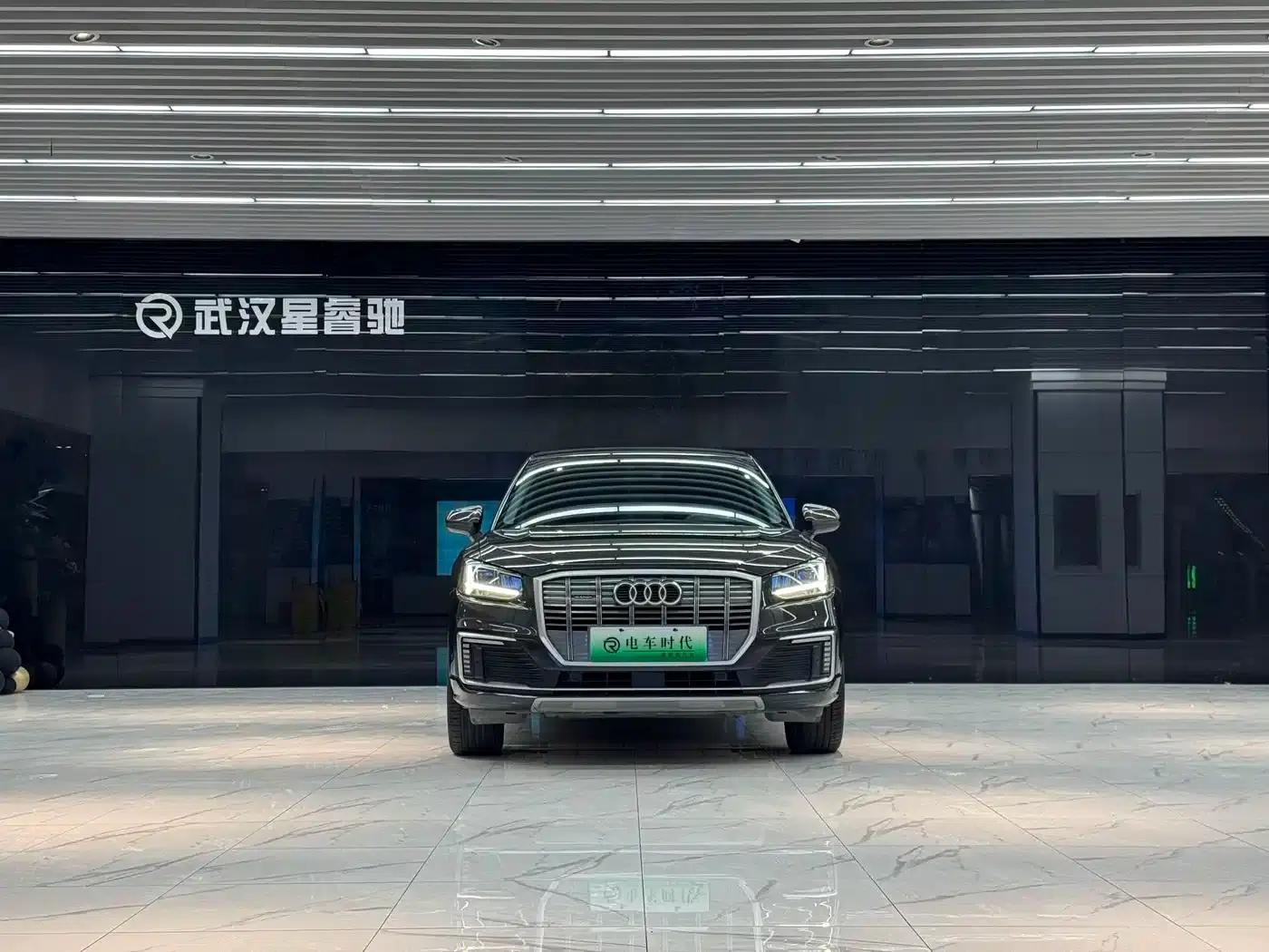 Audi Q2L e-tron 2019 Q2L e-tron Pure Electric Smart Edition — миниатюра 2