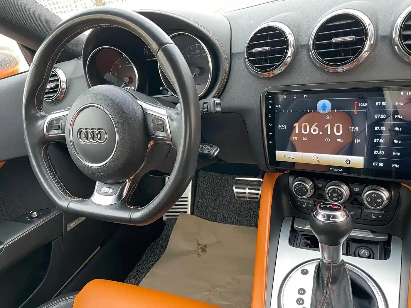 2011 Audi TTS Coupe 2.0TFSI quattro — миниатюра 12