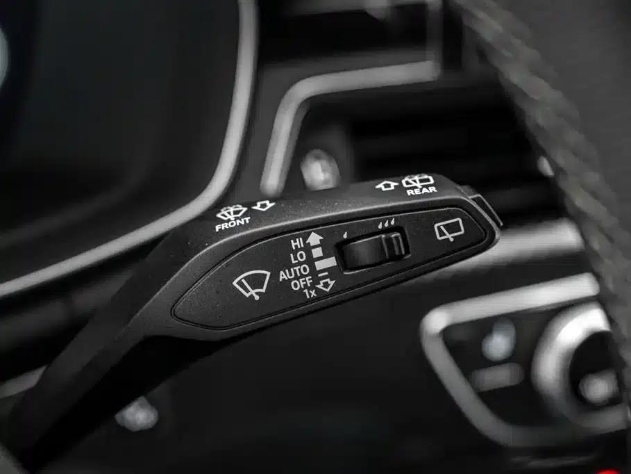 2023 Audi RS4 Avant Dark Gold Edition — миниатюра 13