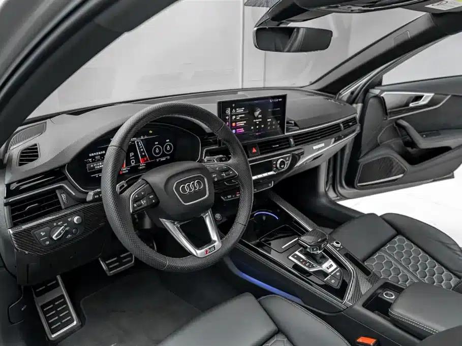 2023 Audi RS4 Avant Dark Gold Edition — миниатюра 20
