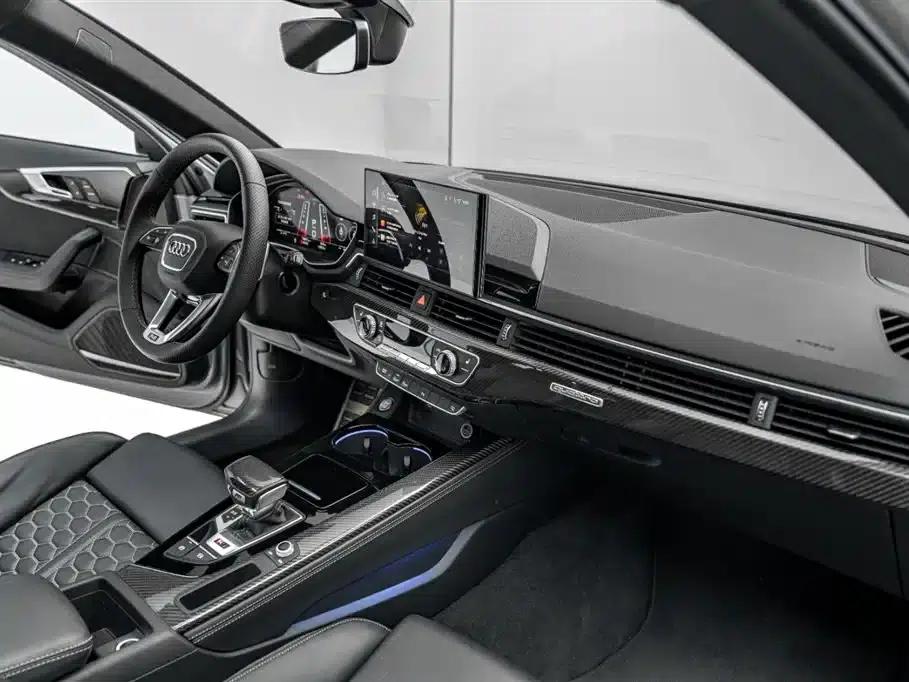 2023 Audi RS4 Avant Dark Gold Edition — миниатюра 23