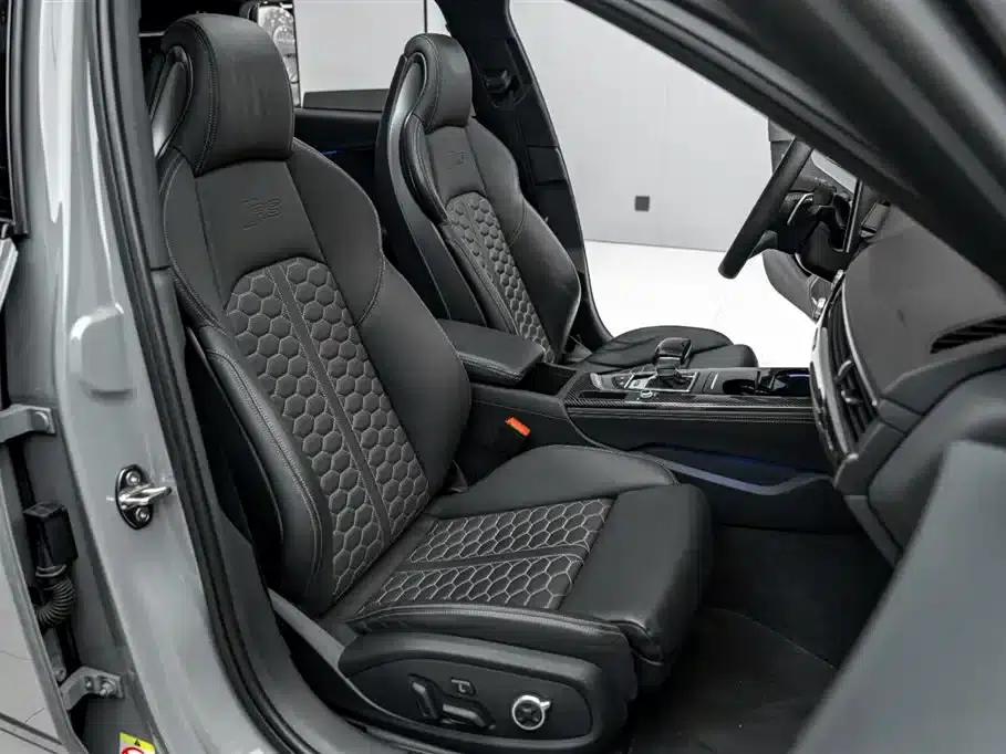 2023 Audi RS4 Avant Dark Gold Edition — миниатюра 25