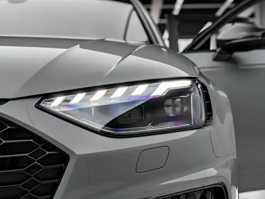 2023 Audi RS4 Avant Dark Gold Edition — миниатюра 38