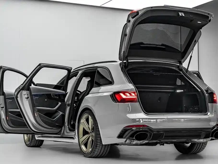 2023 Audi RS4 Avant Dark Gold Edition — миниатюра 45