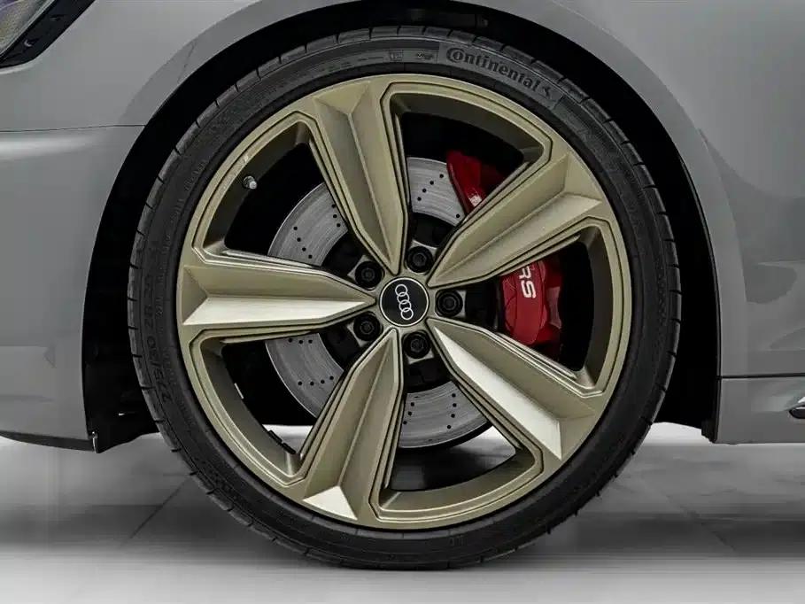 2023 Audi RS4 Avant Dark Gold Edition — миниатюра 47