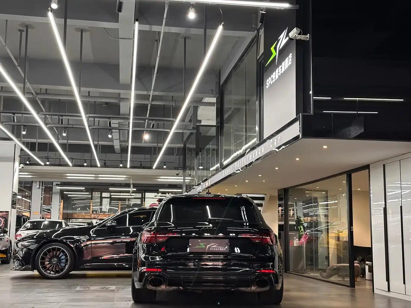 2023 Audi RS 4 RS4 Avant Obsidian Edition — миниатюра 17