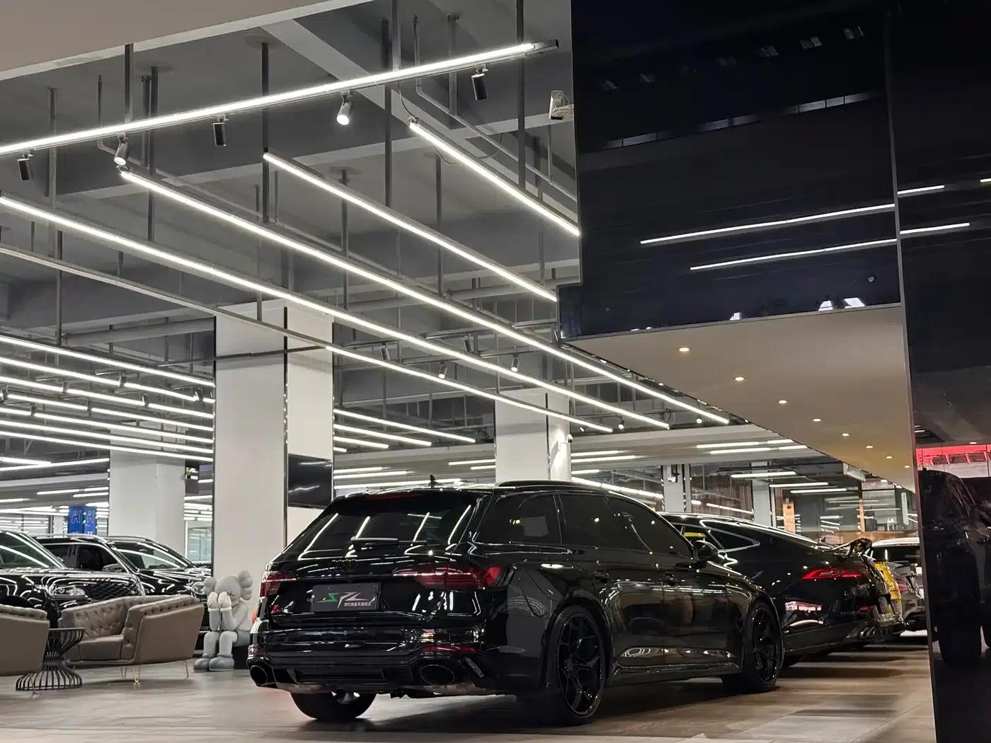 2023 Audi RS 4 RS4 Avant Obsidian Edition — миниатюра 18