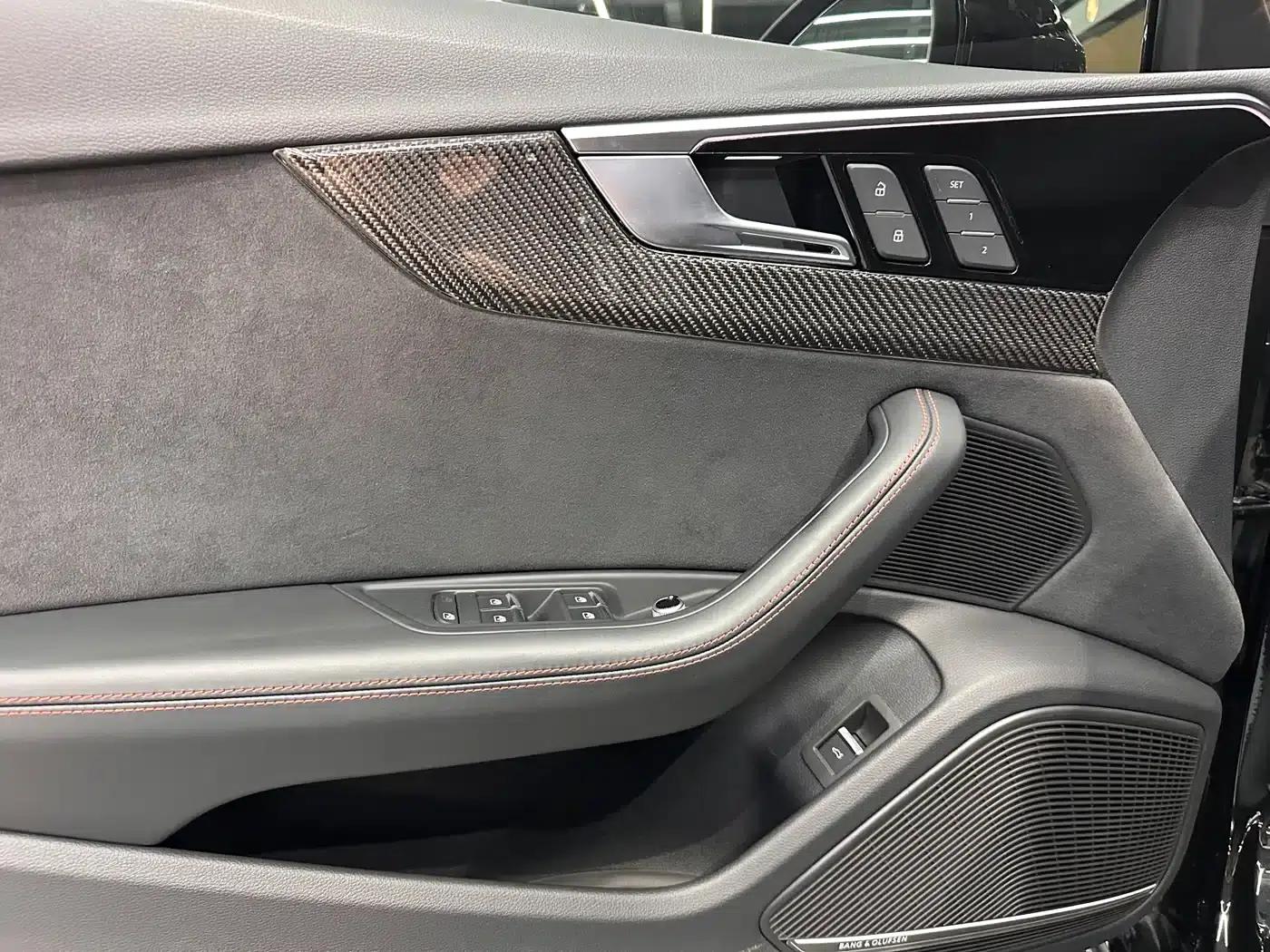 2023 Audi RS 4 RS4 Avant Obsidian Edition — миниатюра 4