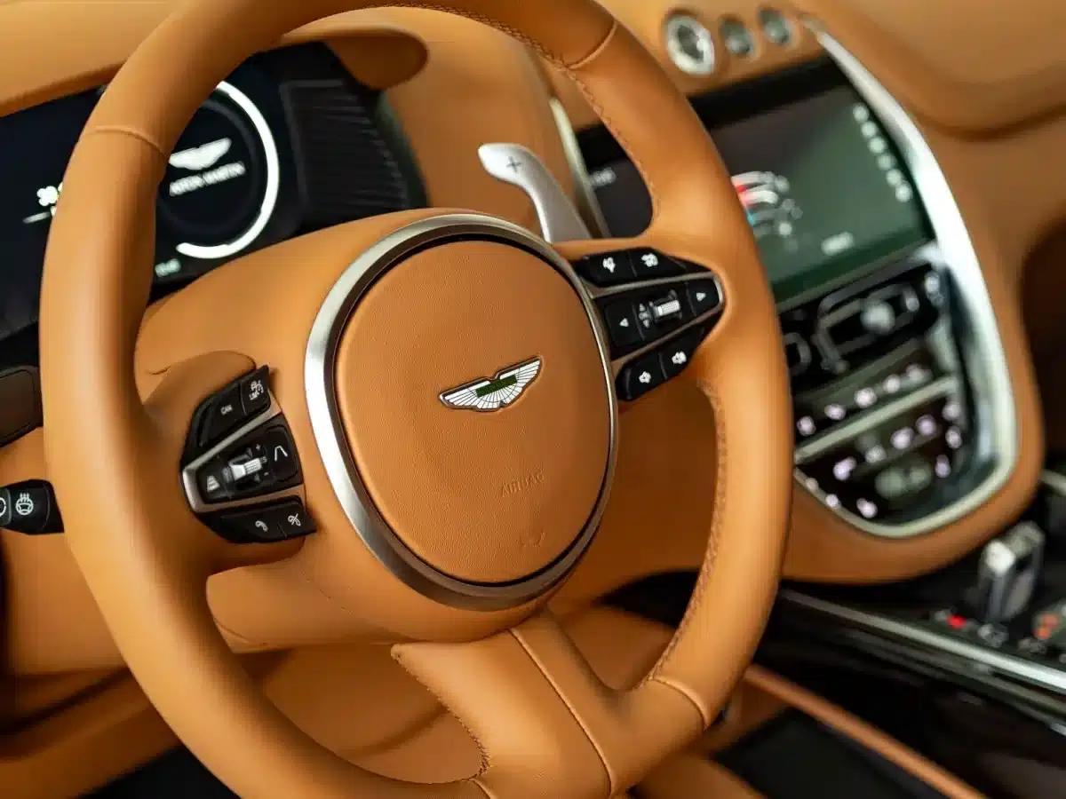 2024 Aston Martin DBX 4.0T V8 — миниатюра 8