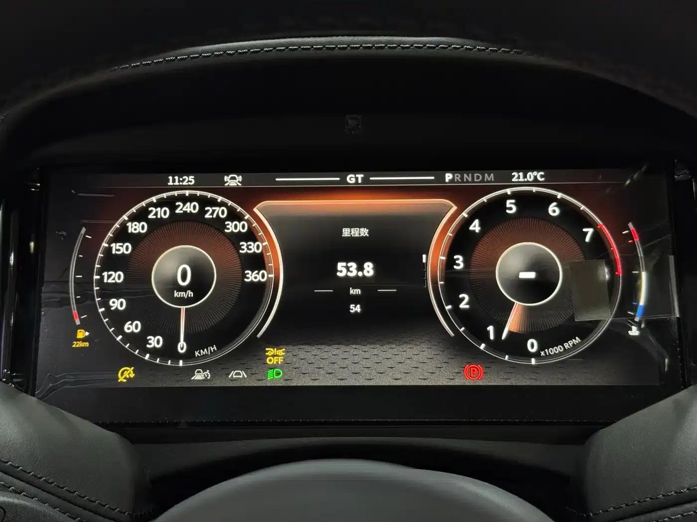 Aston Martin DB12 2025 4.0T V8 Coupe — миниатюра 7
