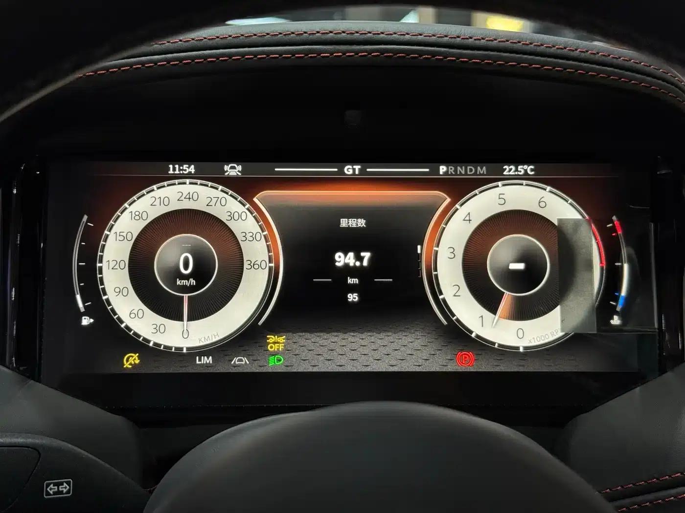 Aston Martin DB12 2025 4.0T V8 Coupe — миниатюра 7