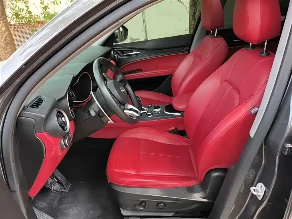 2020 Stelvio 2.0T 280HP Luxury Edition — миниатюра 15